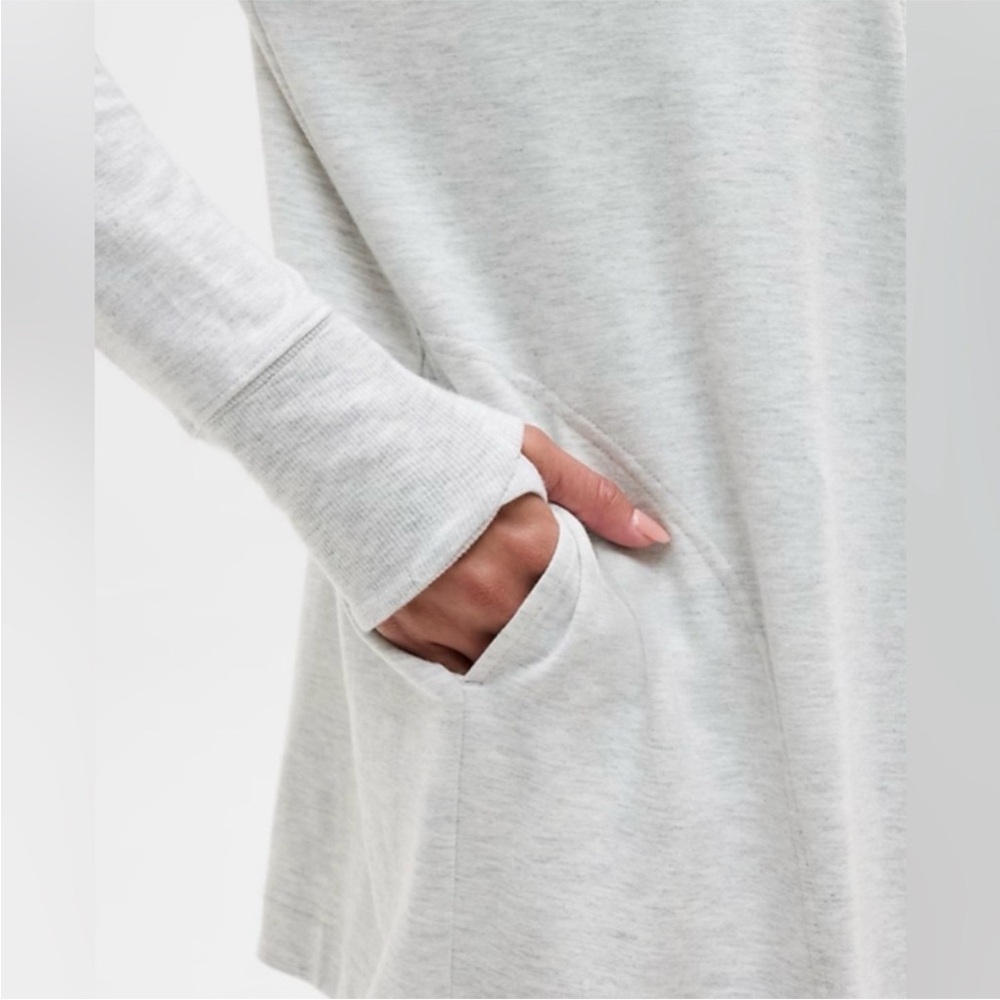 ATHLETA | Light Gray pranayama restore rib wrap - Picture 2 of 3
